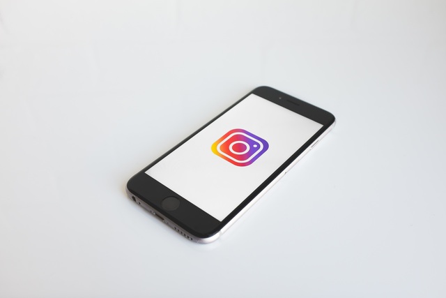 【初級編 第28回】Instagram 写真･動画の投稿方法【Web担当者必見！】| 大規模CMSサイト | キノトロープ